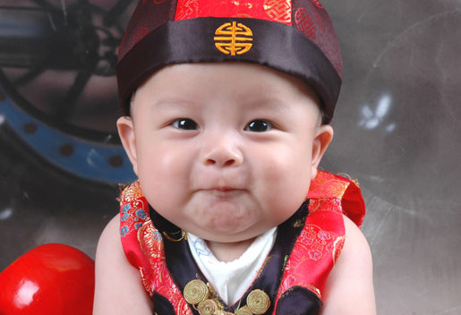 白晨皓名字五格数理分析_<em>白姓</em>好听的男孩<em>女孩</em>